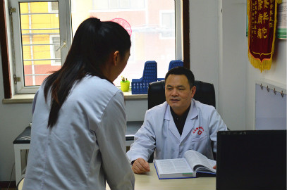 黑龙江中亚医院医风三十年如一日 这位门诊主任是一位有“心”人