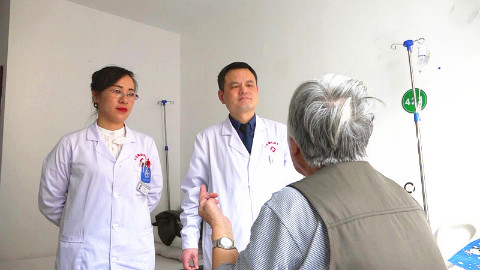 黑龙江中亚医院医风三十年如一日 这位门诊主任是一位有“心”人